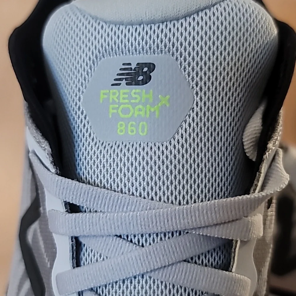 🖤 Men's New Balance Fresh Foam 860v11 running shoes Sz 13 2E M860A11💚 - Picture 6 of 16
